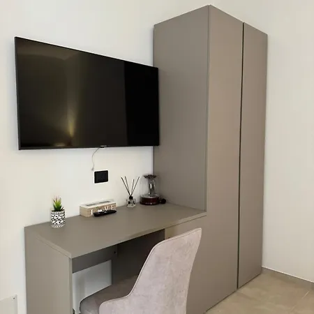 Flamengo Oda ve Kahvaltı Centola